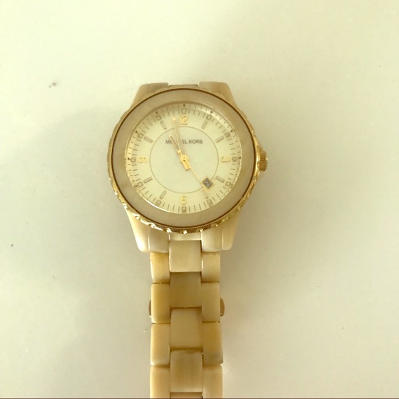 Michael Kors watch - Picture 1 of 1